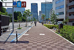 特別区道1164号線(東京都) 太平洋プレコン工業 アートスルー 使用製品:透水性平板
