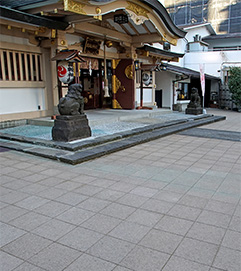 高輪神社（東京都）使用製品：擬石平板