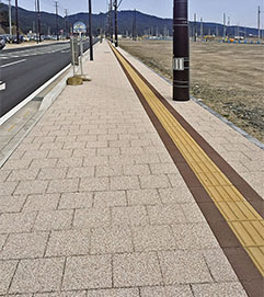 大槌町宅地擁壁工事(長野県)使用製品:洗出平板